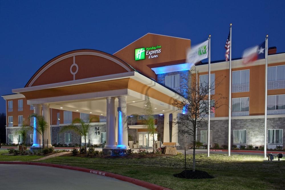 Holiday Inn Express Hotel & Suites Clute-Lake Jackson By Ihg Exterior photo