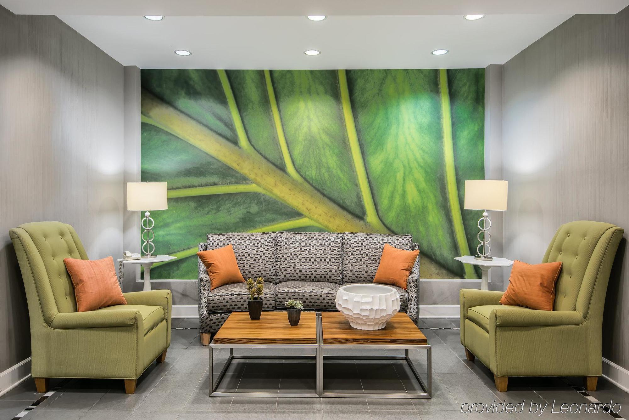 Holiday Inn Express Hotel & Suites Clute-Lake Jackson By Ihg Exterior photo